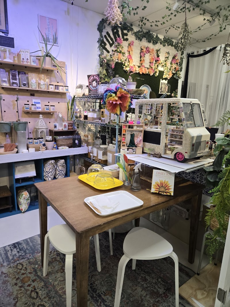 Pandora's Bookstore and Coffee Bar photo 3
