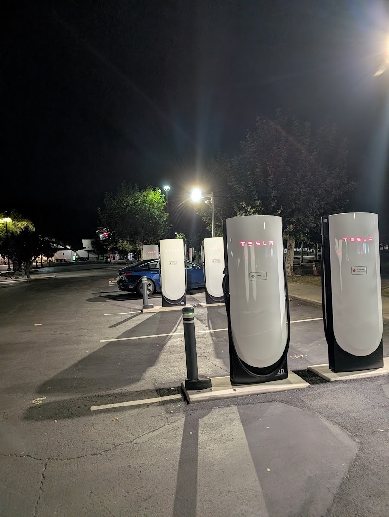 Tesla Supercharger photo 5