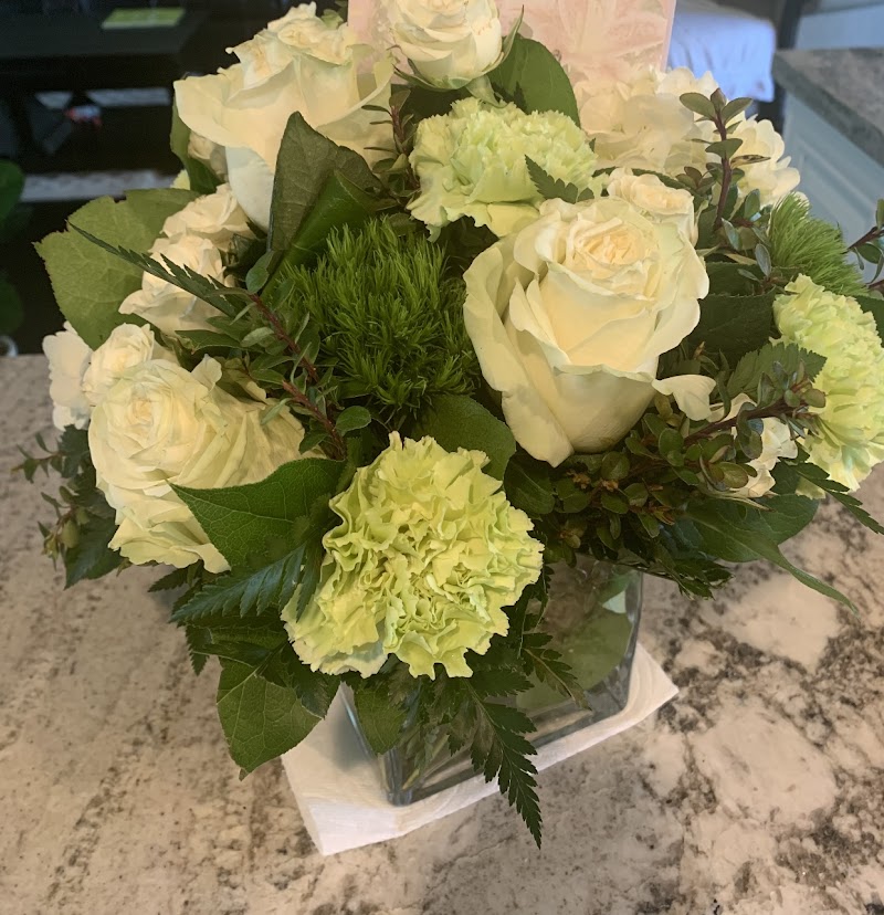 Ron & Alicia Robinson Florist photo 4