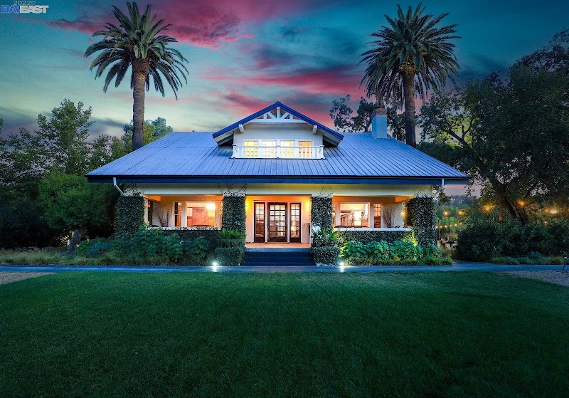 Photo of United Country - Green Fields Real Estate