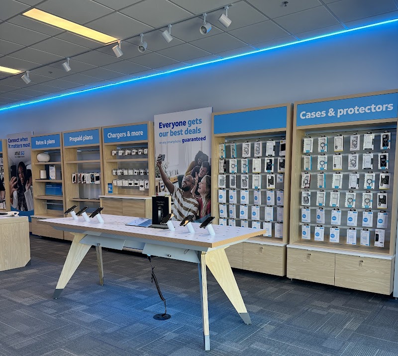 AT&T Store photo 3