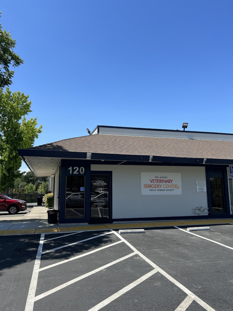 Photo of Valley Humane Society's Phil Scholz Veterinary Surgery Center