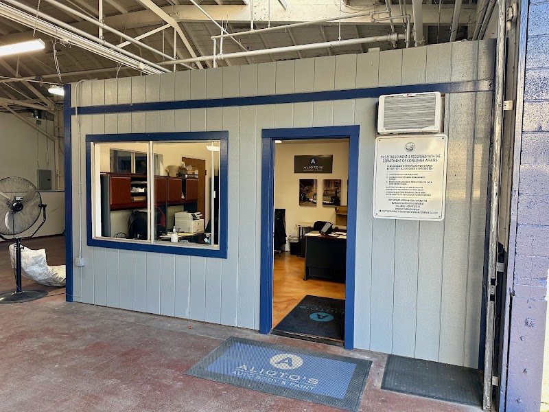 Alioto's Auto Body photo 4