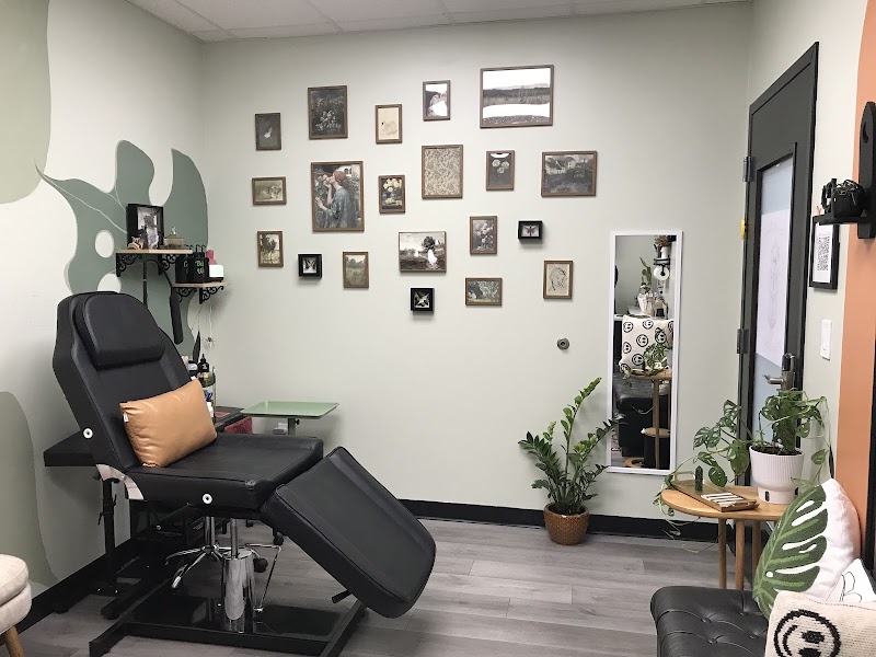 Emerald Moon Tattoo Studio photo 4