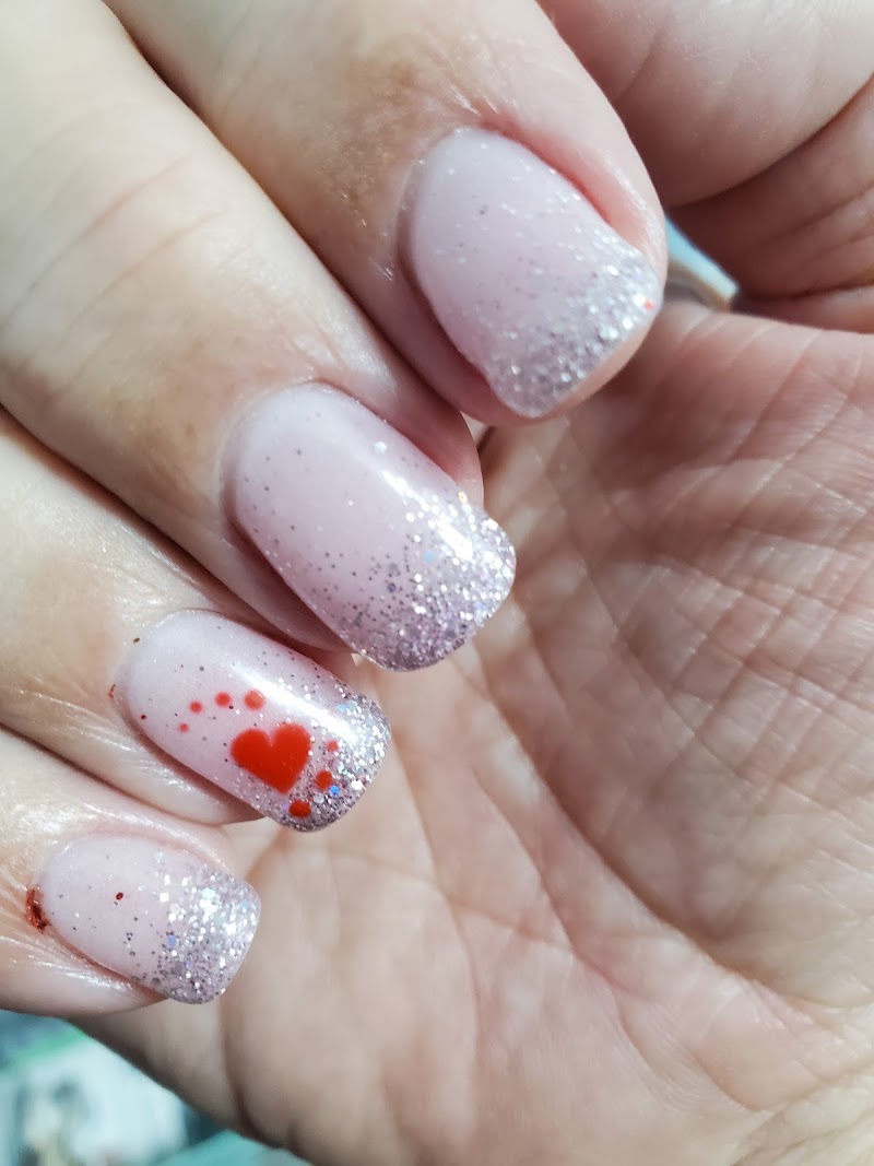 L L Nails & Spa photo 4