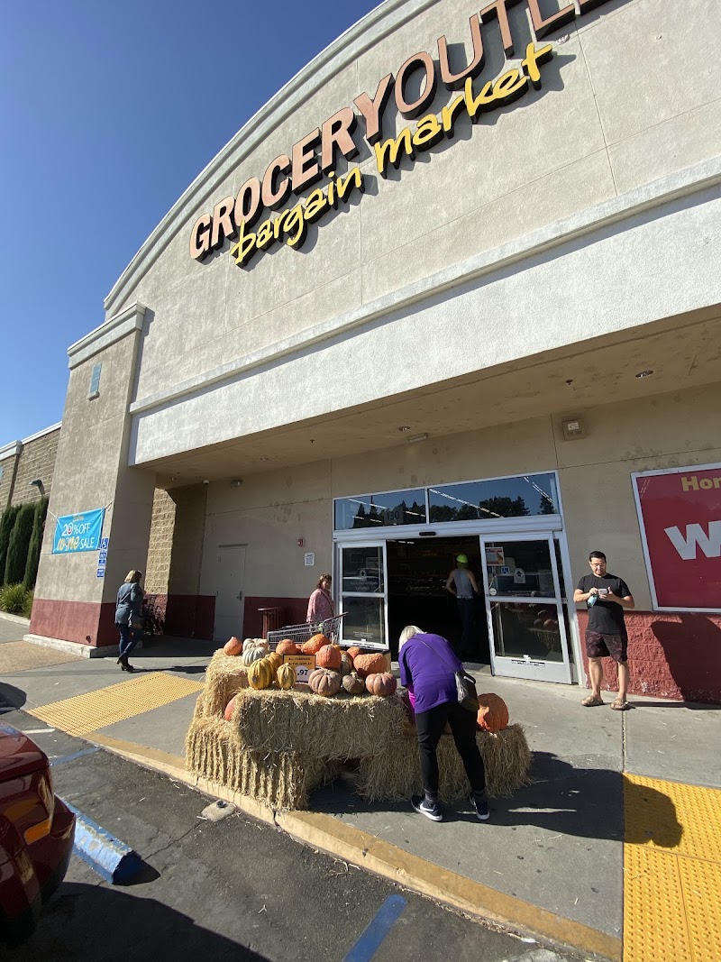 Photo of Grocery Outlet