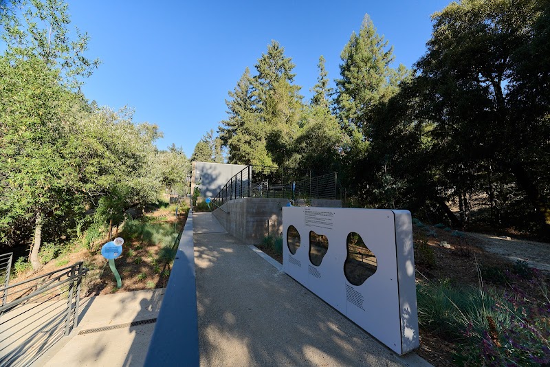 Larry Ellison Conservation Center for Wildlife Care: A Campus of the Peninsula Humane Society & SPCA photo 5