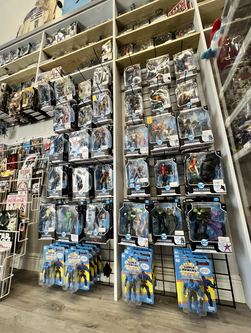 Plastic Universe photo 5