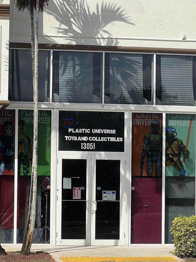 Plastic Universe photo 4