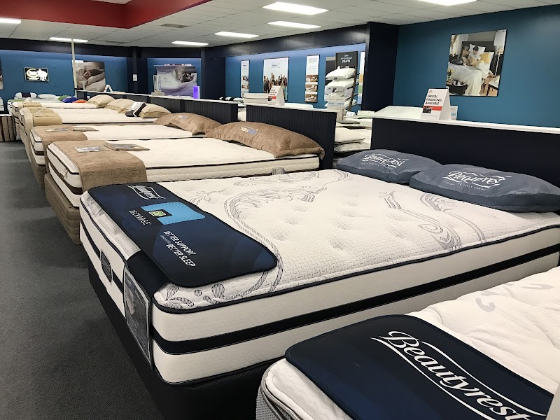 Famous Tate Appliance & Bedding Centers photo 3