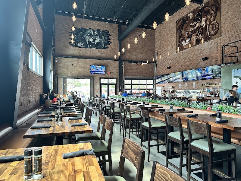 Photo of Big Top Brewery & Restaurant (Fruitville Commons)