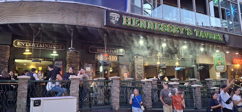 Hennessey's Tavern photo 5