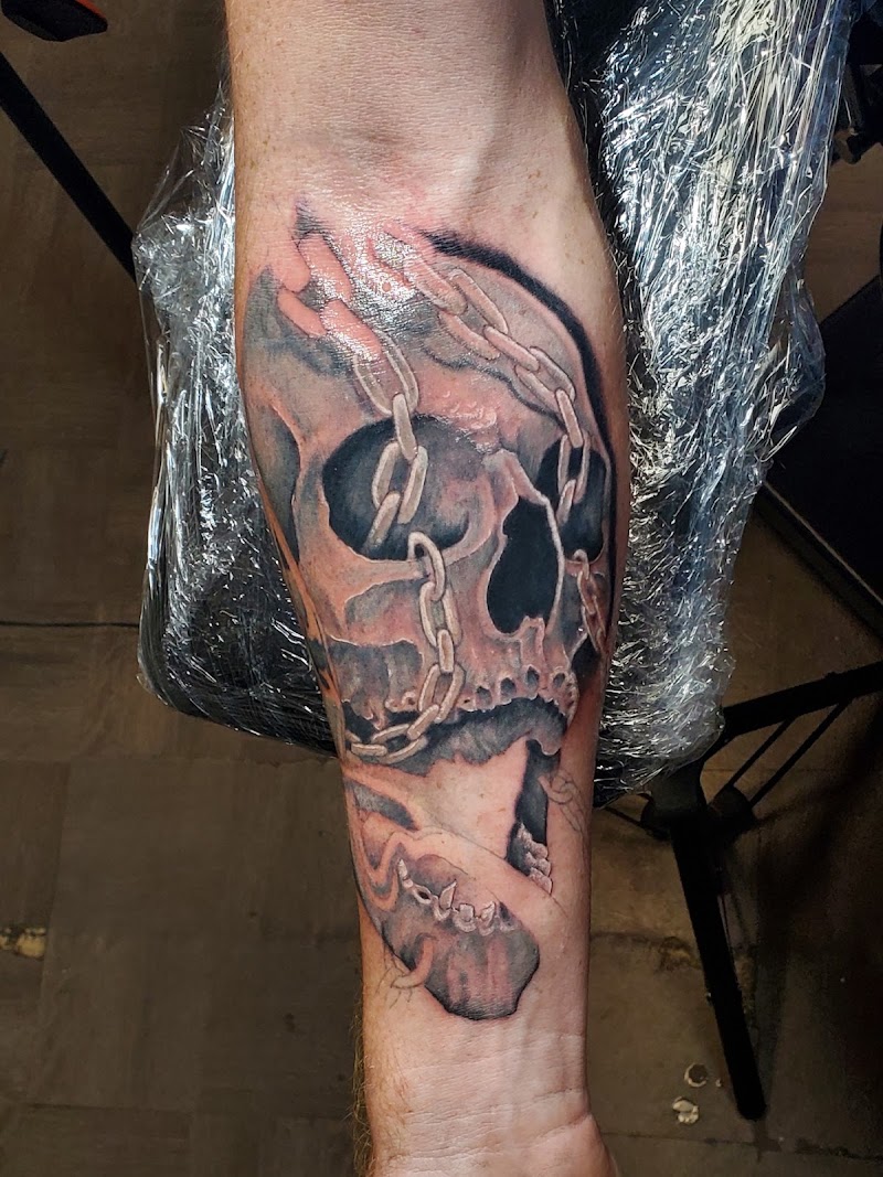 Photo of San Tan Tattoo