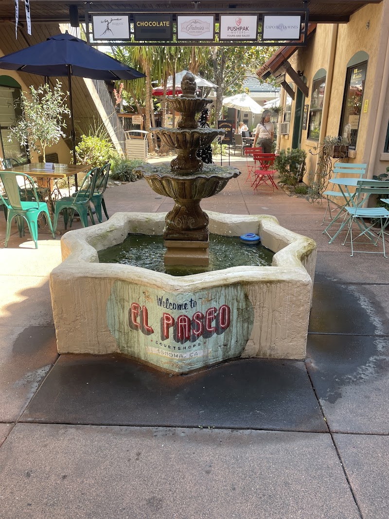 El Paseo De Sonoma Courtyard photo 5