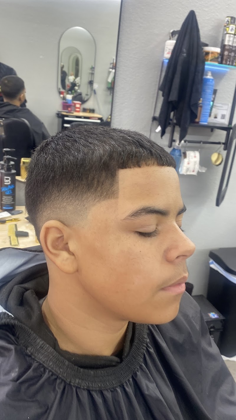 Gold Cut Barber Shop 2 photo 3