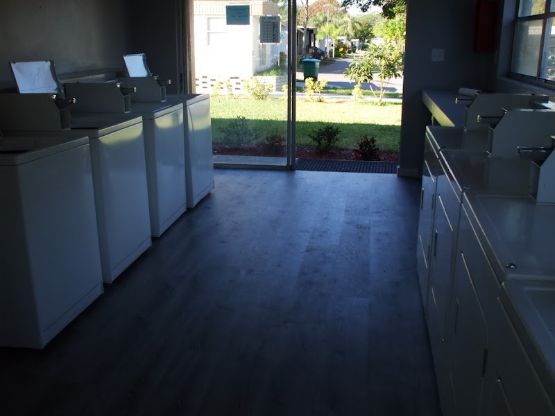 Frontier Village Mobile Home Park photo 3