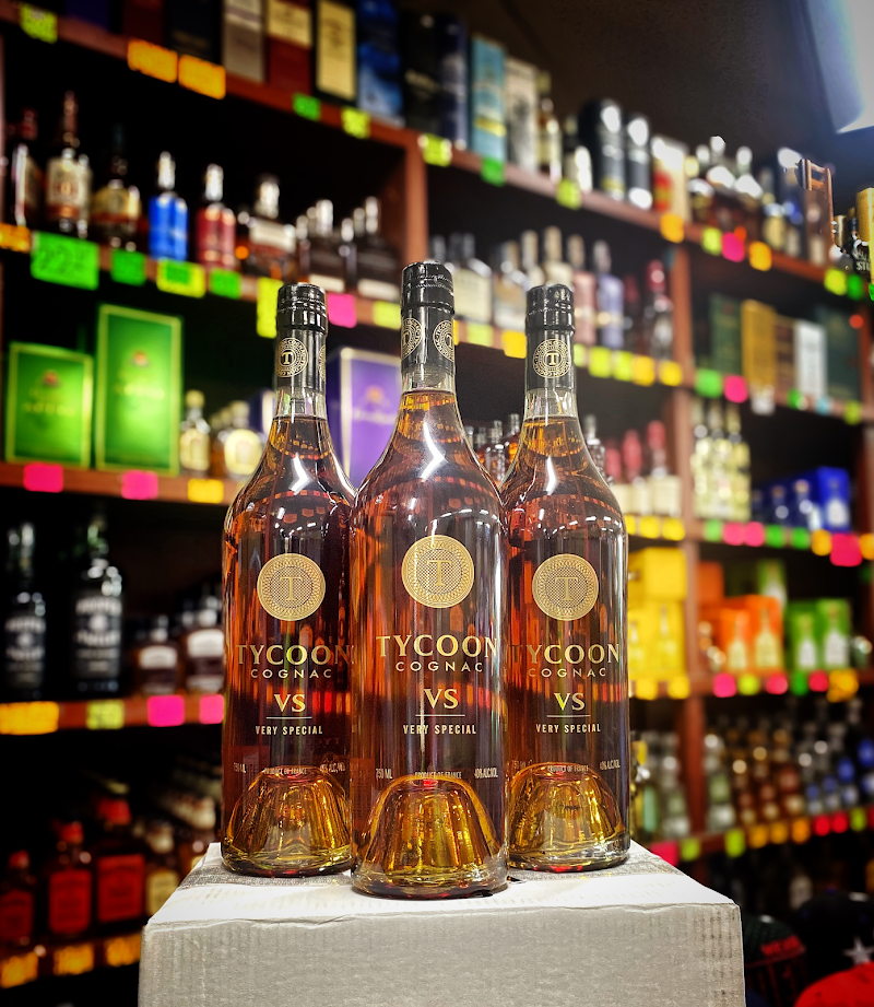 Parkway Food & Liquor photo 3