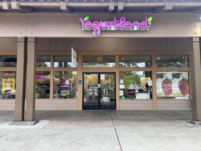 Photo of Yogurtland Cupertino