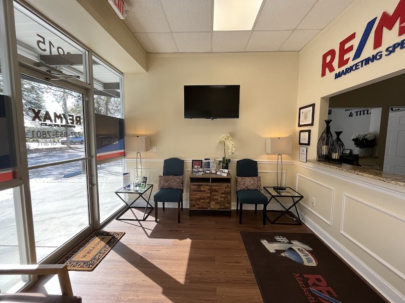 RE/MAX Marketing Specialists - Trinity photo 2
