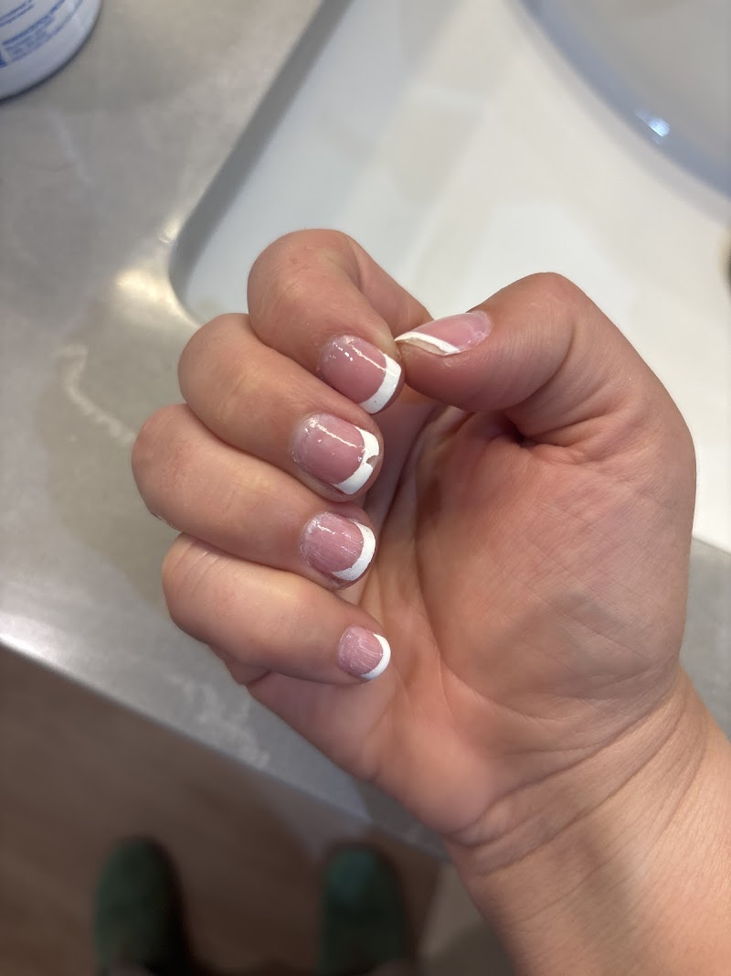 Deja Vu Nail Spa photo 3