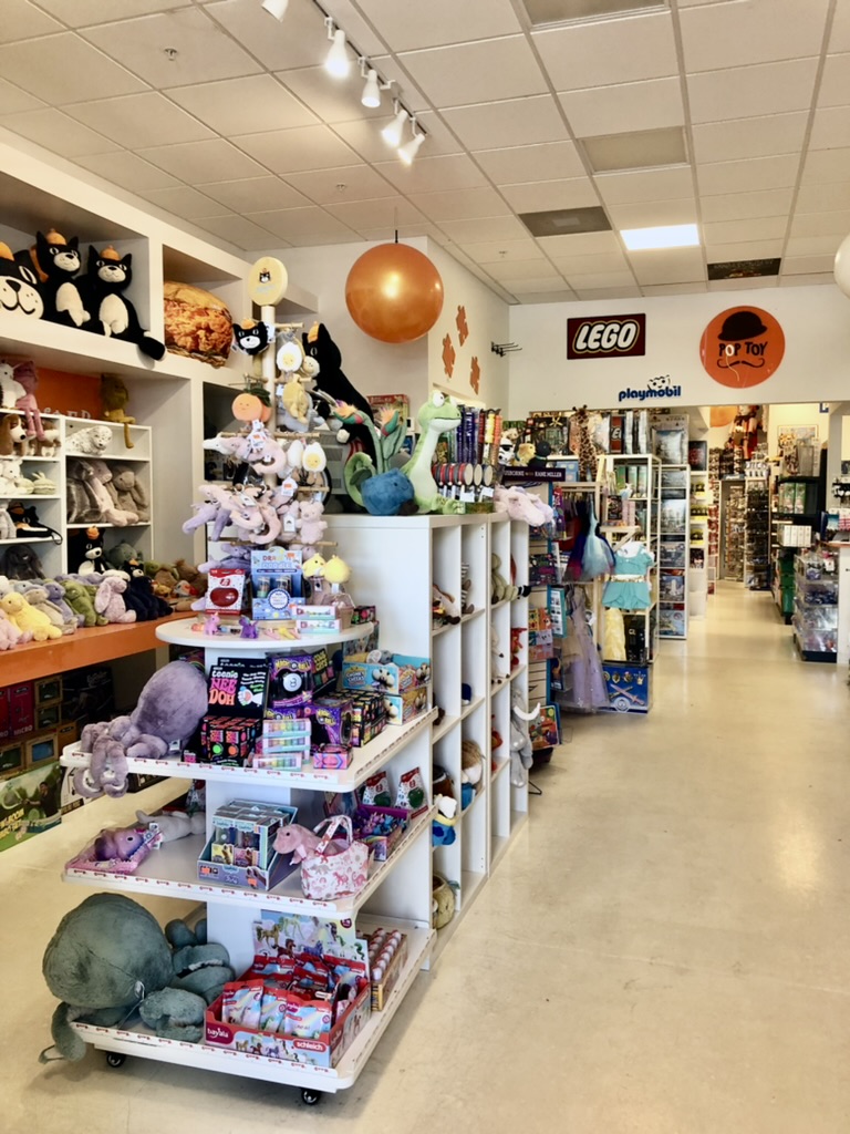 POP TOY photo 2