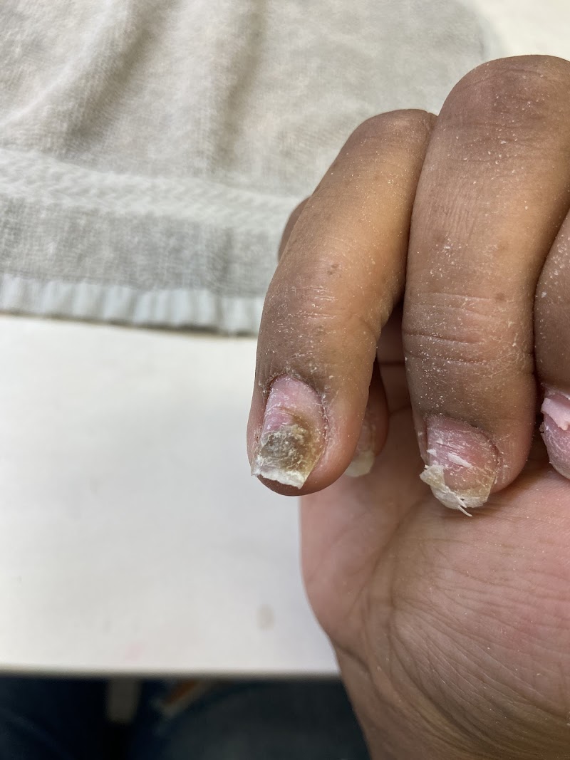 Nail Expert & Spa photo 4