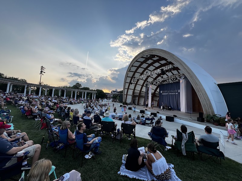 Charleen & Charles Hinson Amphitheater photo 2
