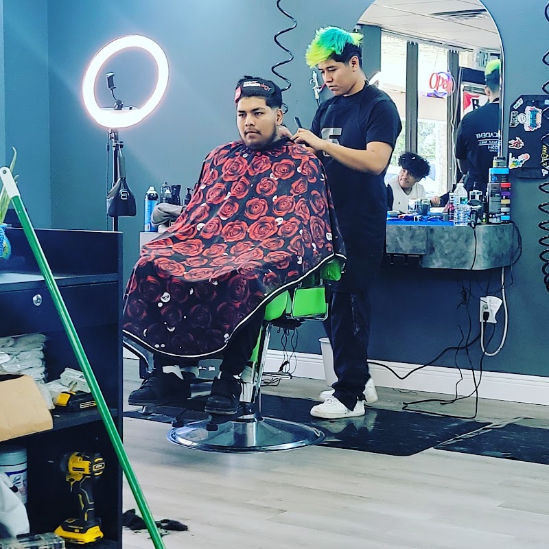 Legendary C. Barbershop photo 2