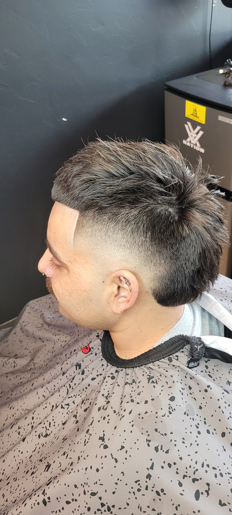 Pablos Barber Studio- Barber Shop photo 3