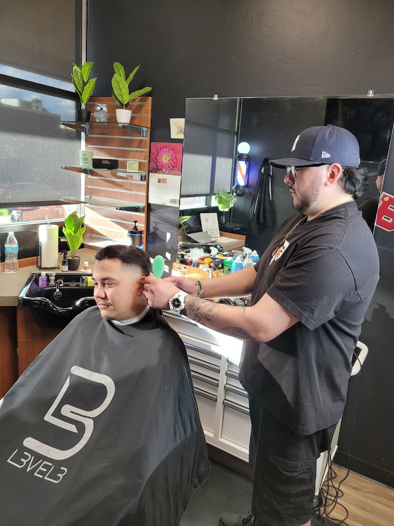 Pablos Barber Studio- Barber Shop photo 2