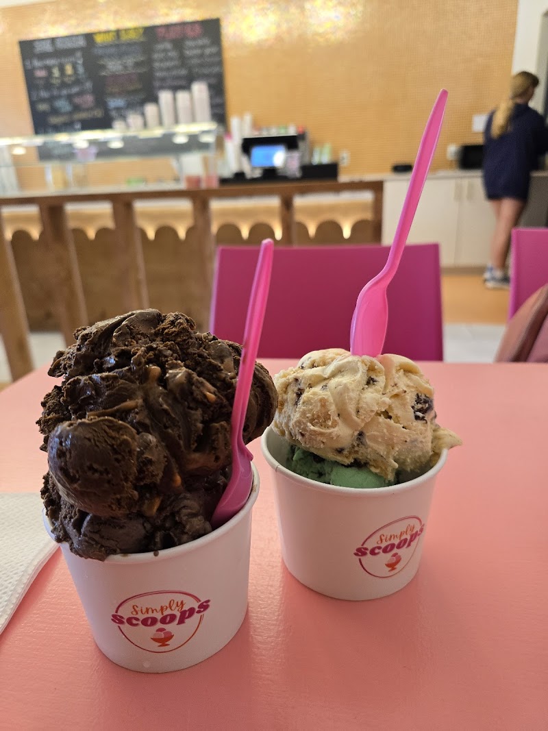 Simply Scoops photo 2