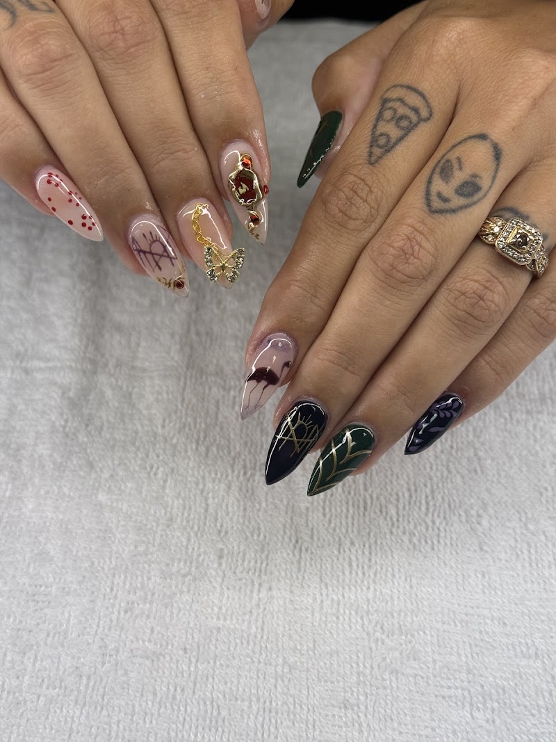 Nails and esthetics by maria photo 5