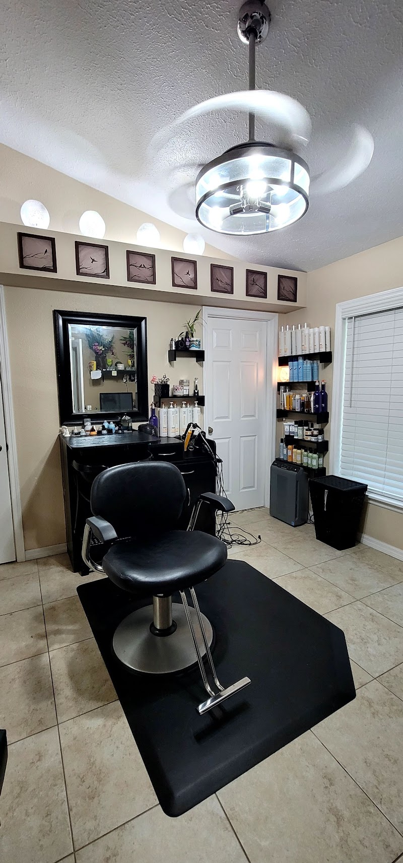 Jaimie's Hair Salon photo 3