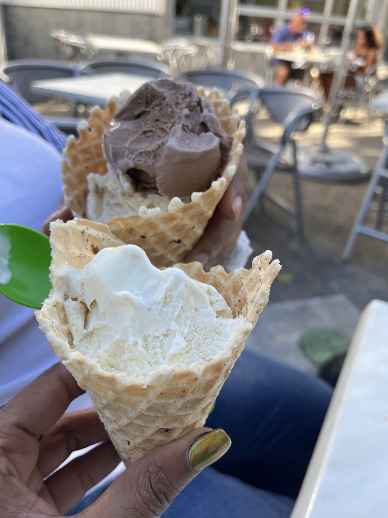 Two Dog Night Creamery photo 4