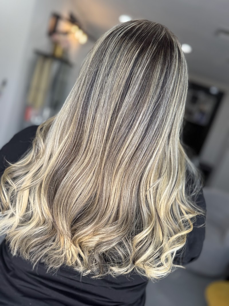Gretter Remedio Hair Salon photo 5