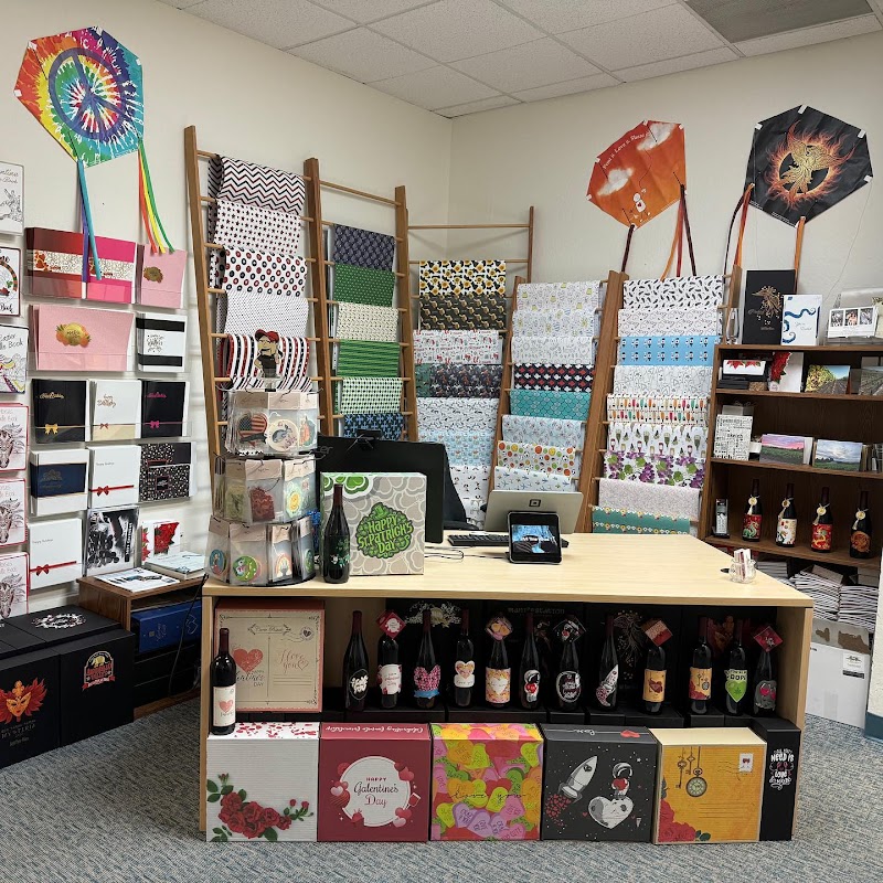 Idyll Time Wine and Gift Gallery photo 2