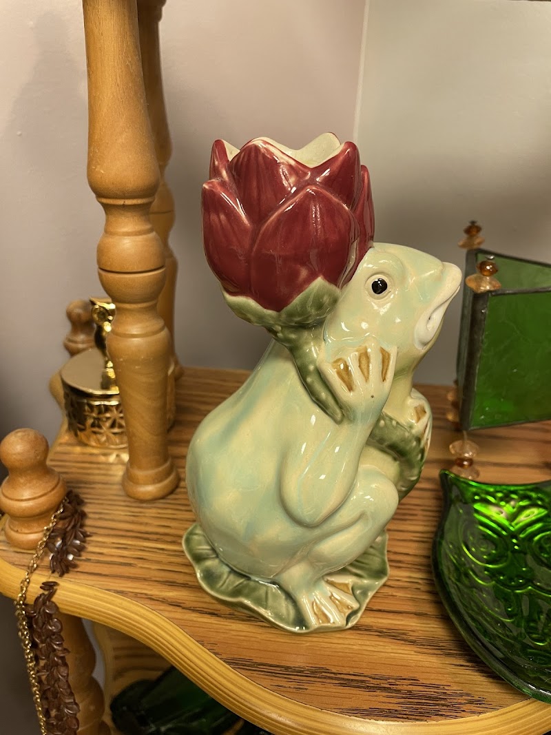 Antiques & Uniques in Ozona photo 3