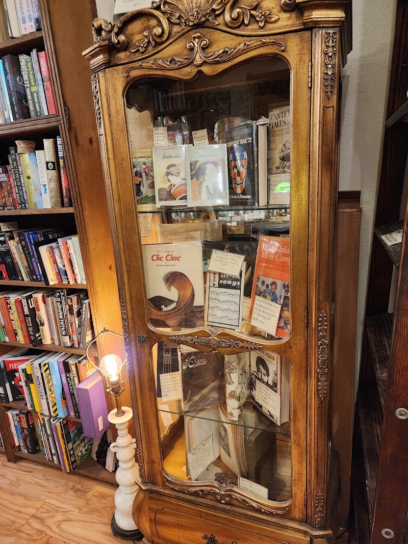Tally Ho! Books photo 3