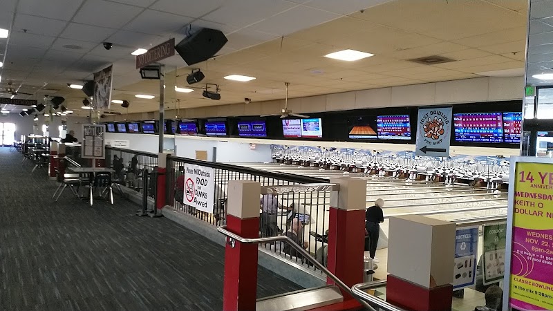 Classic Bowling Center photo 3