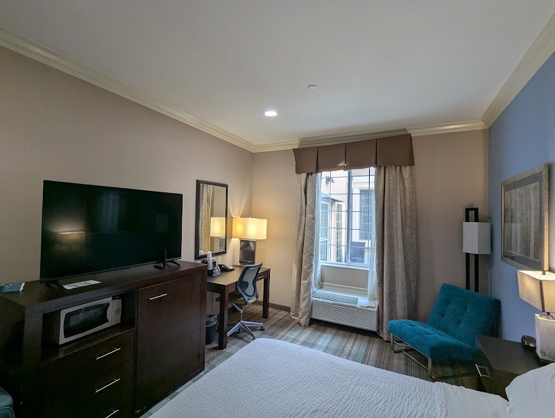 Holiday Inn Express Benicia, an IHG Hotel photo 2