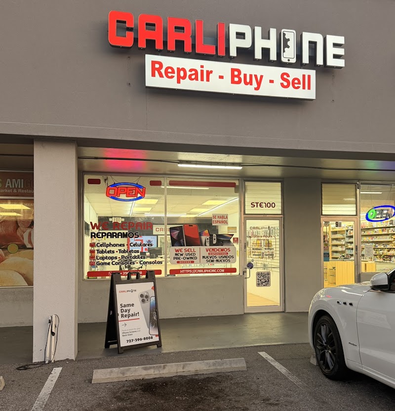 CarliPhone photo 2