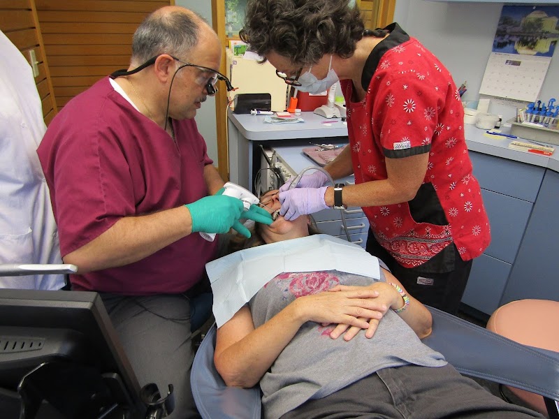 George Kostakis DDS PA photo 3