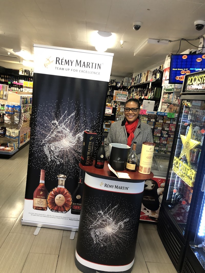 PUNJ LIQUOR photo 3