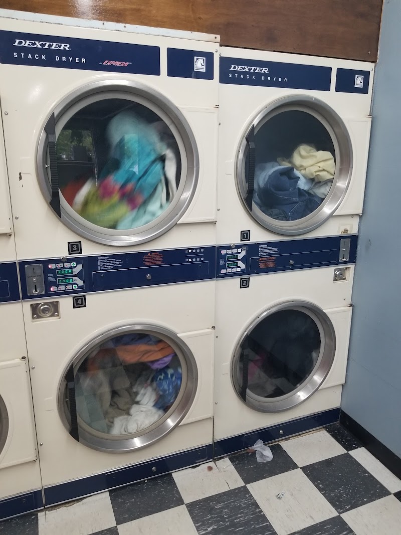 Deer Park Laundromat photo 4
