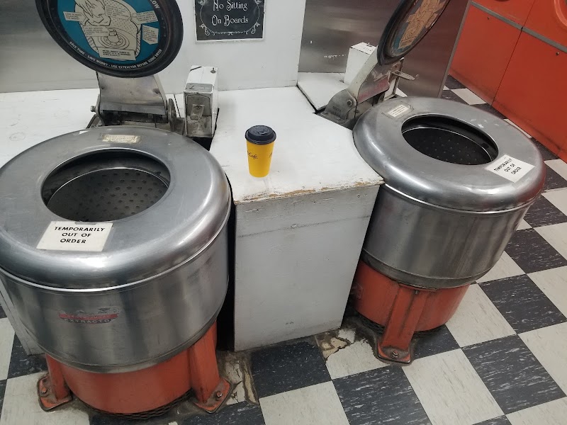 Deer Park Laundromat photo 5