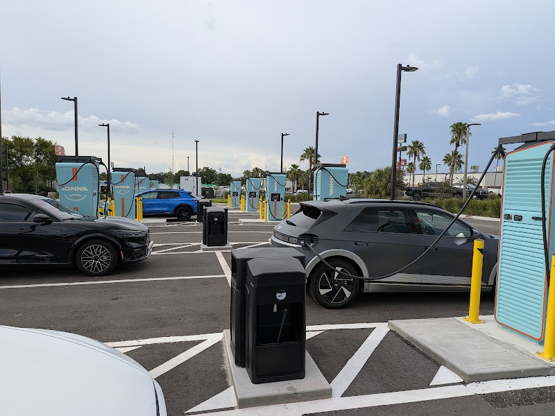 IONNA Charging Station photo 3