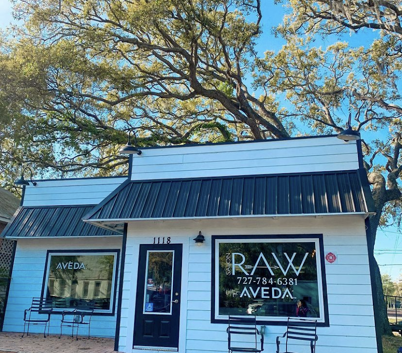 Photo of Salon Raw
