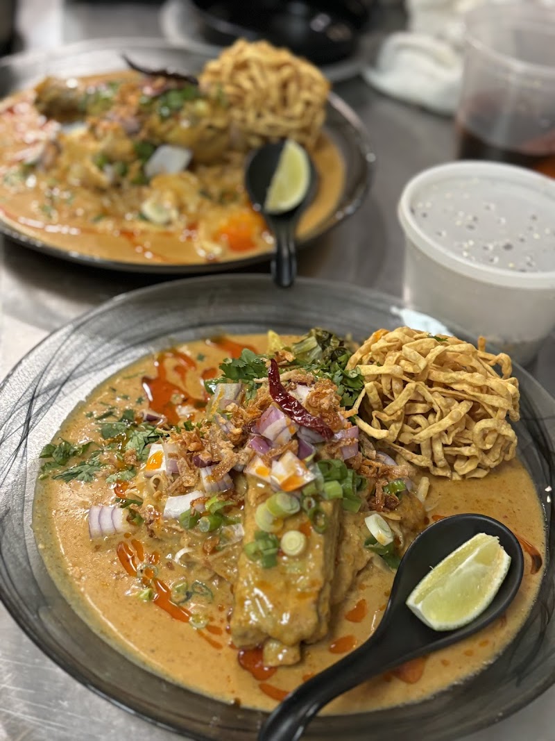 LITTLE THAI & SUSHI photo 2