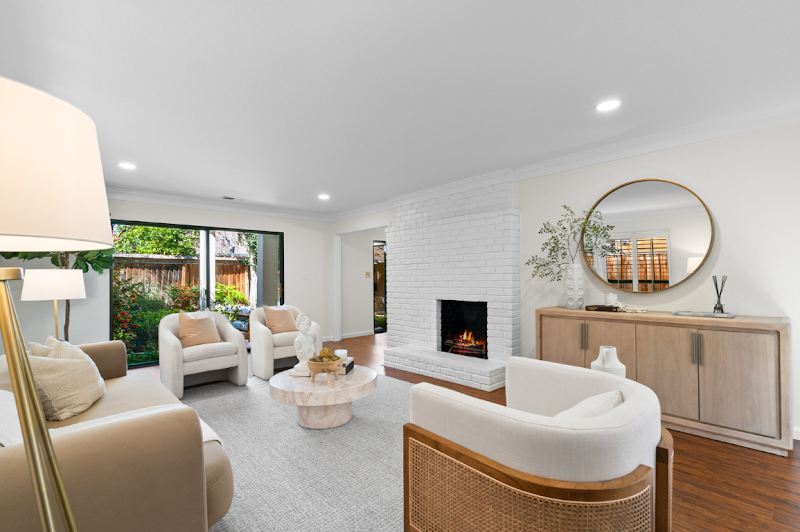 Roxy Realty photo 3