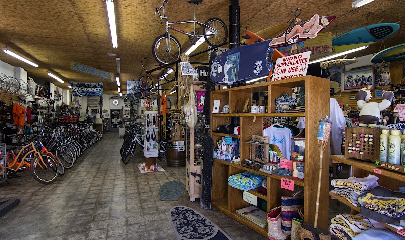 BCSC / Lenny's Surf Shop photo 2